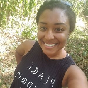 Meet your Posher, Megan